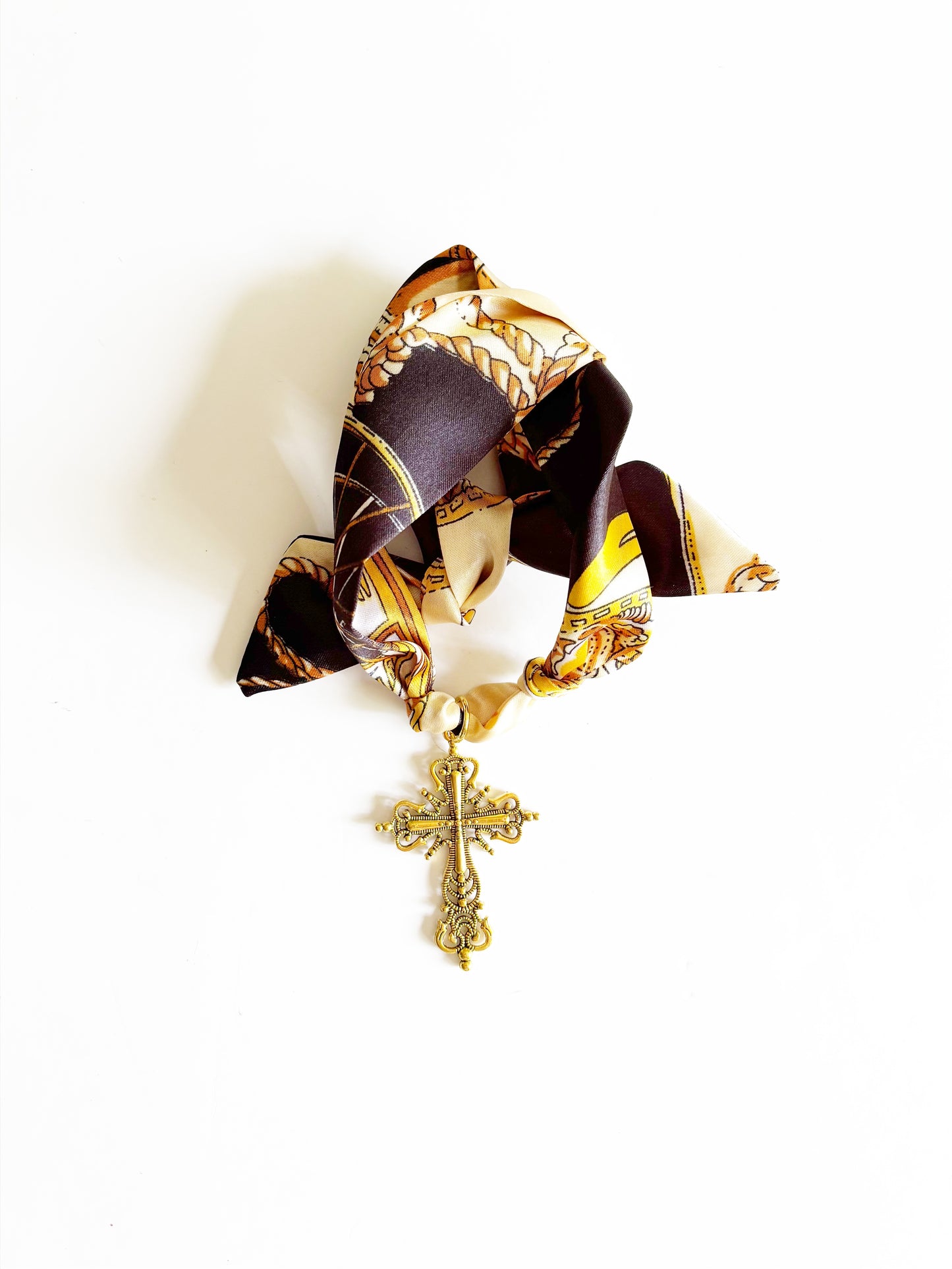 Medallion Silk Necklace |cross|